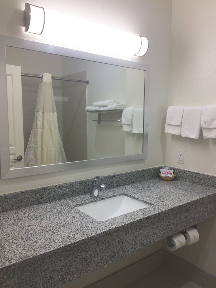 Scottish Inn & Suites - Conroe Exteriér fotografie